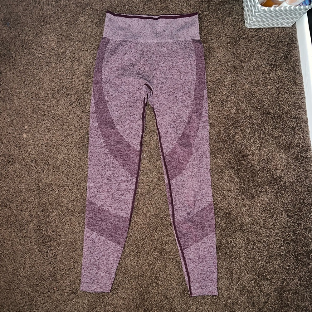 PINK LEGGINGS